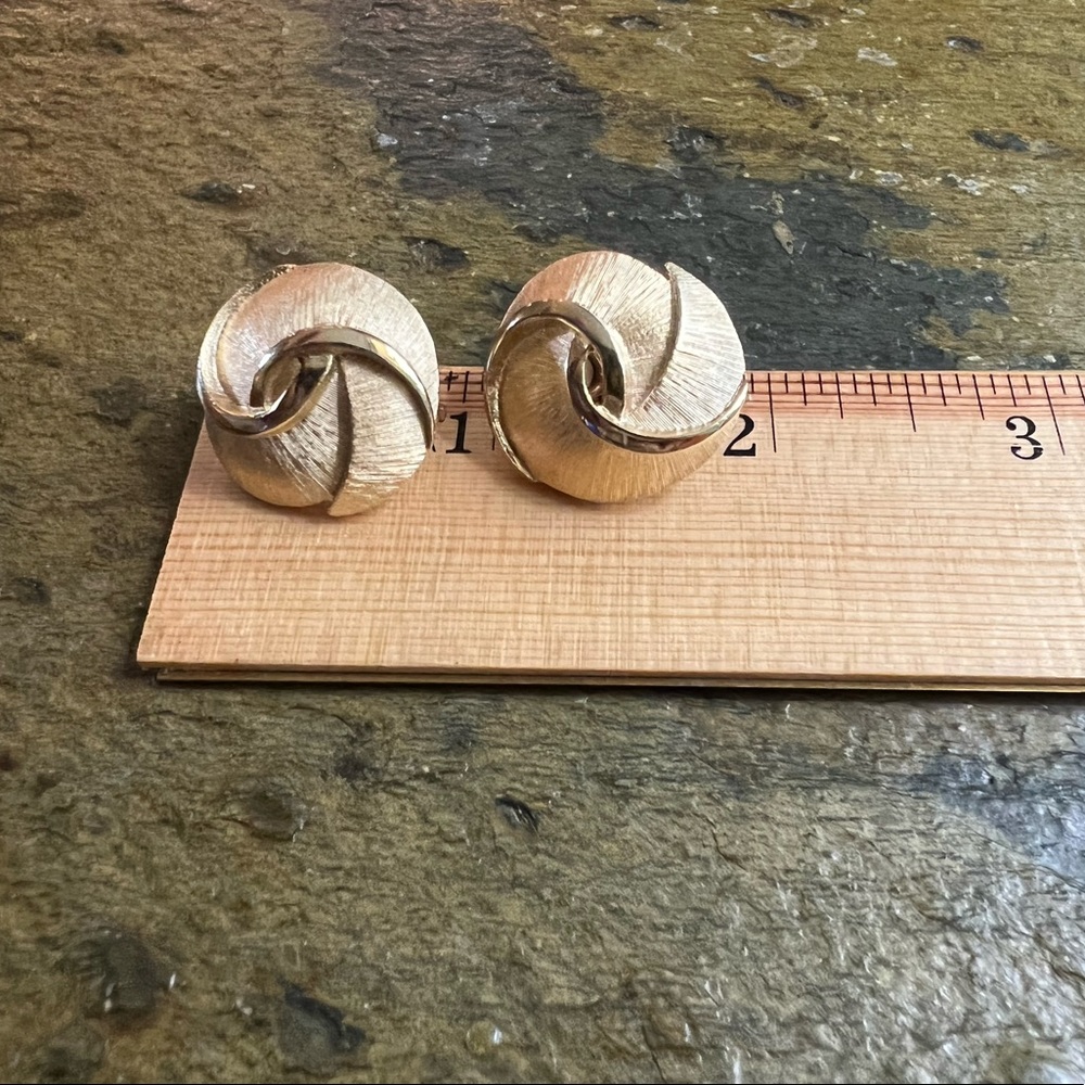 Vintage Trifari Clip Earrings